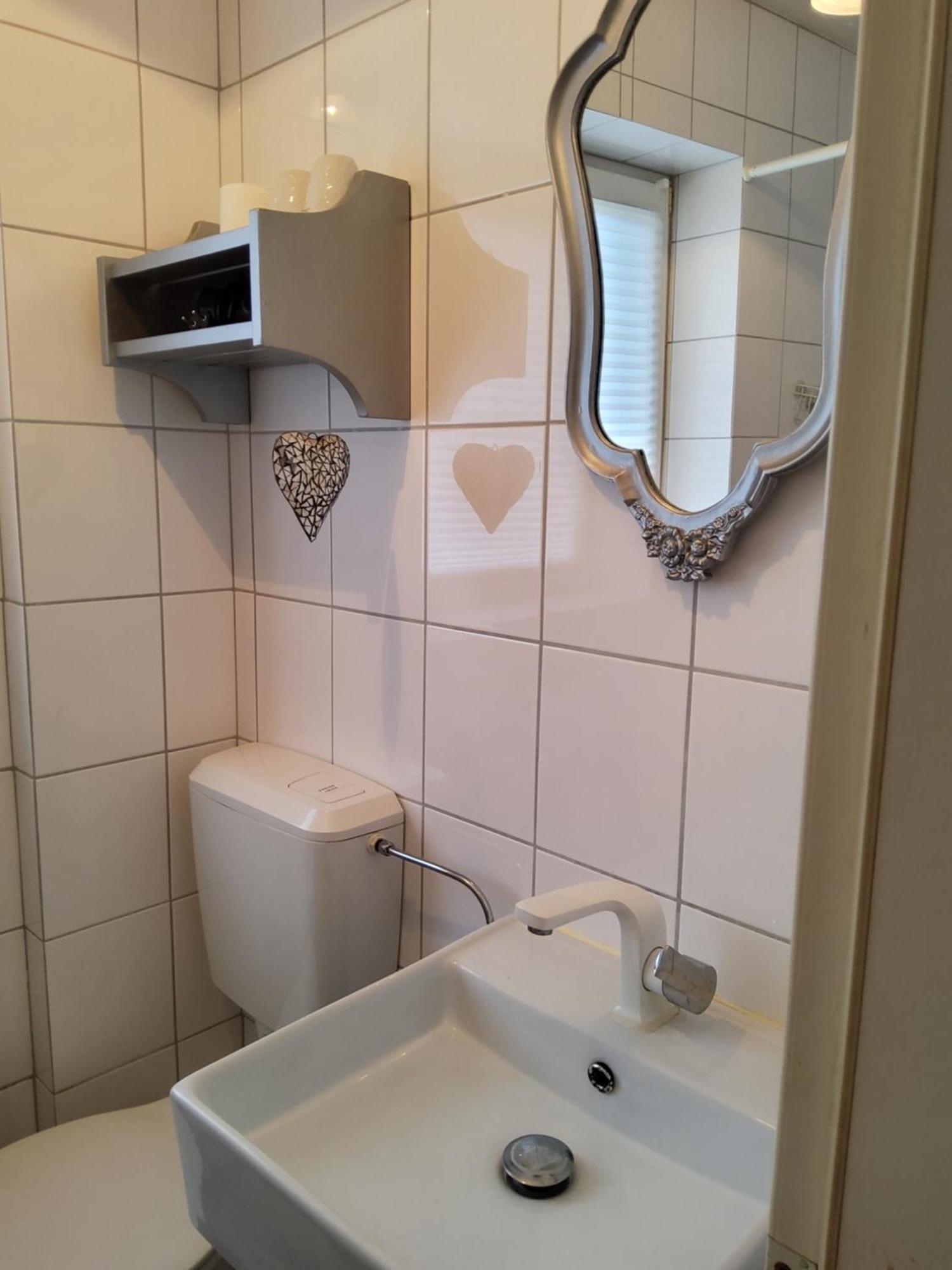 Studio-Apartment Mit Kleinem Gartenanteil Бург-ауф-Фемарн Экстерьер фото